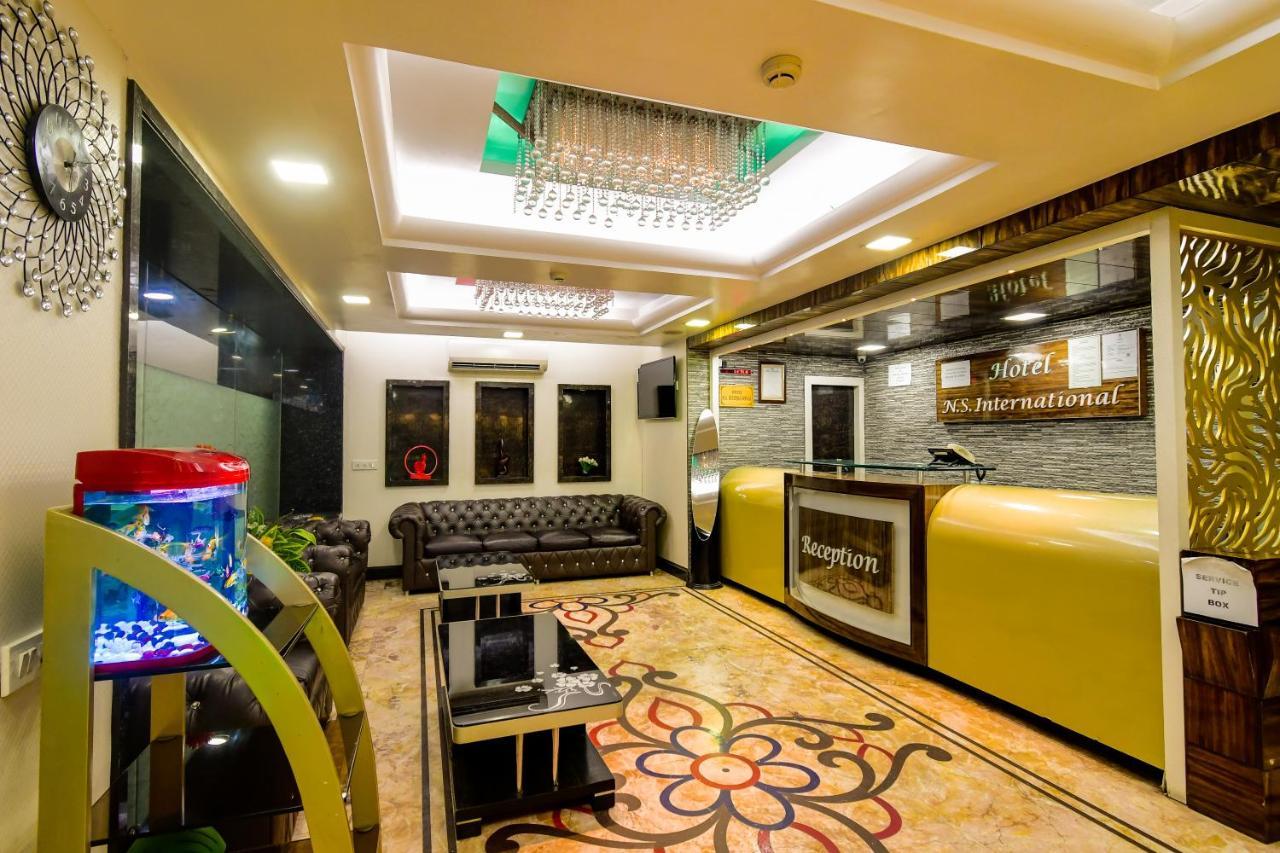 Hotel N S International Калькутта Экстерьер фото