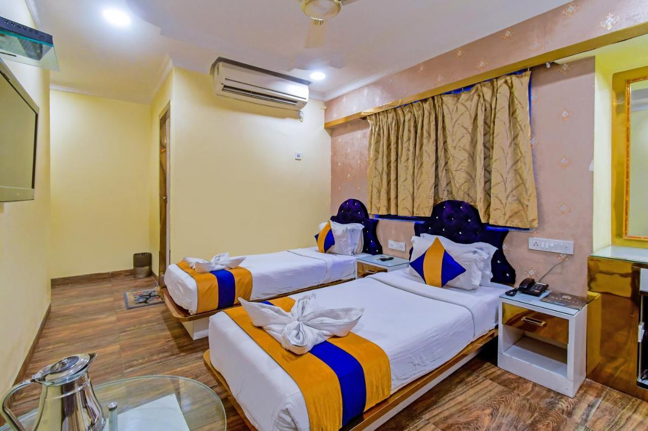 Hotel N S International Калькутта Экстерьер фото