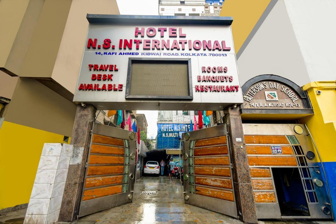 Hotel N S International Калькутта Экстерьер фото