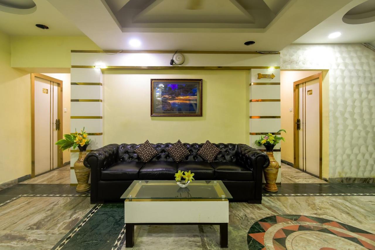 Hotel N S International Калькутта Экстерьер фото