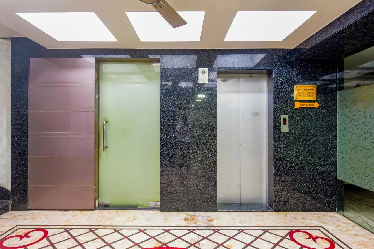 Hotel N S International Калькутта Экстерьер фото