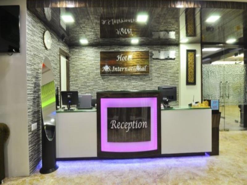 Hotel N S International Калькутта Экстерьер фото