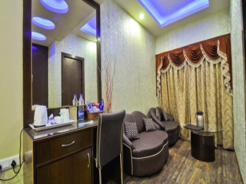 Hotel N S International Калькутта Экстерьер фото